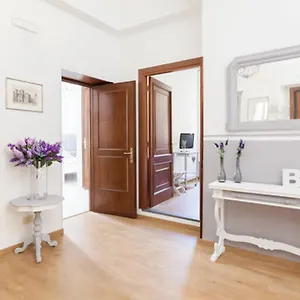 Domus Merulana Отель типа 