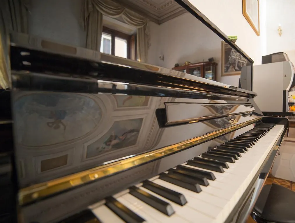 Affreschi Su Roma Luxury B&B Bed & Breakfast